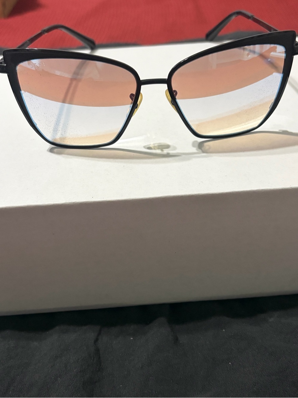 Diff Eyewear Cat-Eye Sunglasses with Pink-Orange Gradient Lenses and Black Frame